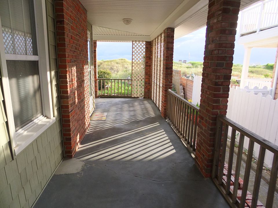 Wrap around porch.