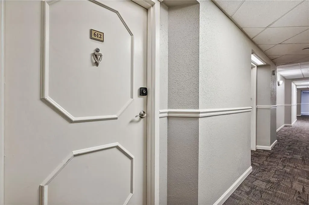 1 bed, 1.0 bath, 505 sqft, $1,600 — Photo 2