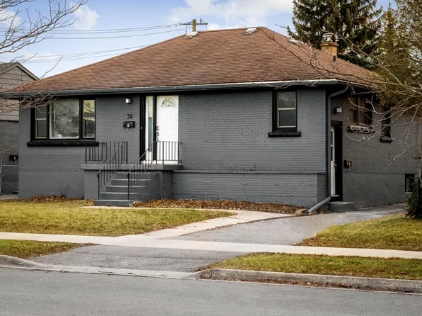 34 Ruskin St #2, Kingston, ON K7K 2N3