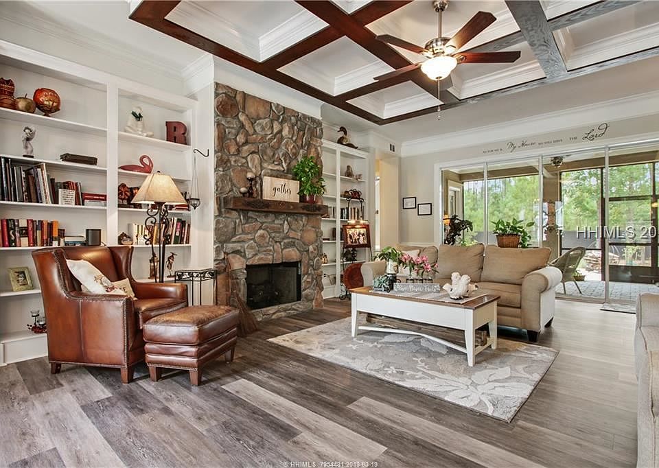 1st image of 11 Driftwood Dr