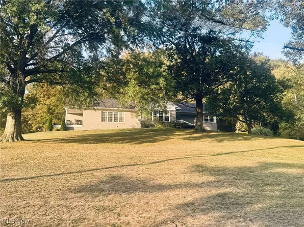 3470 N Terrace Dr NW, McConnelsville, OH 43756