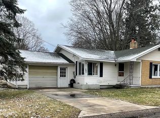 203 W 3rd St, Scottville, MI 49454