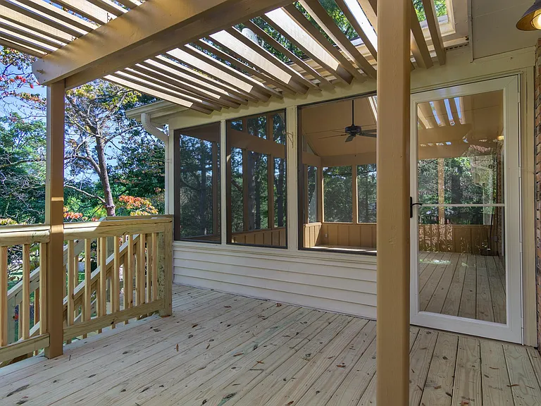 3136 Magnolia Dr — Photo 13