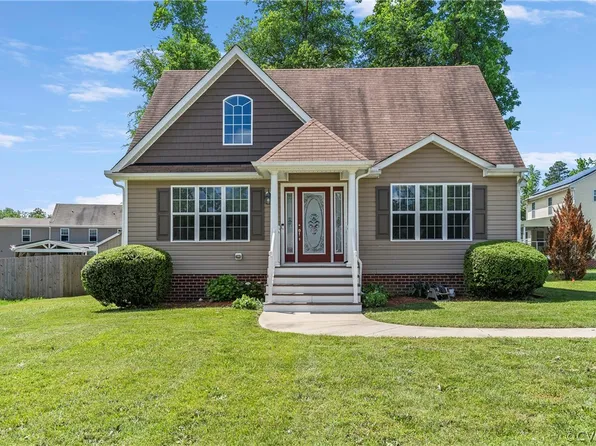 3819 Pillow Bluff Ln, North Chesterfield, VA 23237