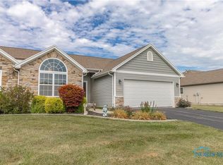 8420 Birchwood Ln, Northwood, OH 43619