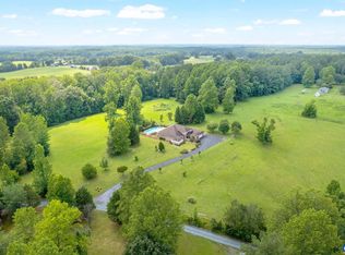 408 Kent Ln, Kents Store, VA 23084