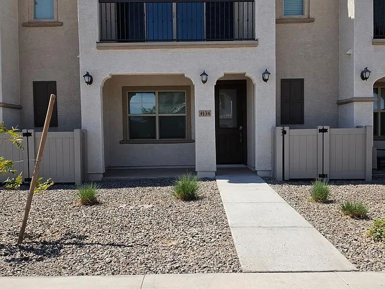 4134 E Pinto Dr — Photo 2