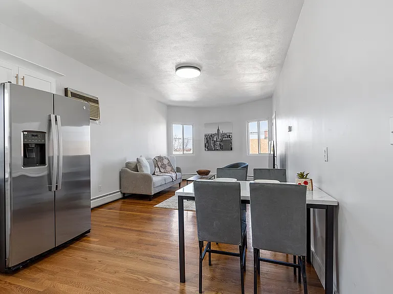 44 Dana St #6 — Photo 17