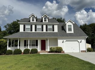 142 Forest Bluff Dr, Jacksonville, NC 28540