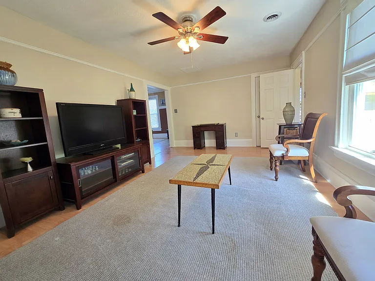 7008 W North Ave — Photo 3