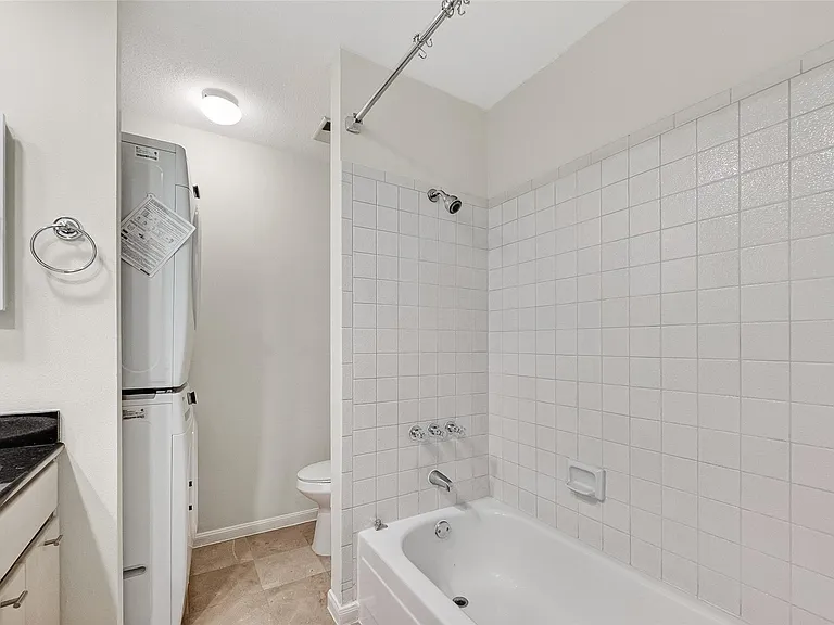 3700 W Clay St #227 — Photo 29