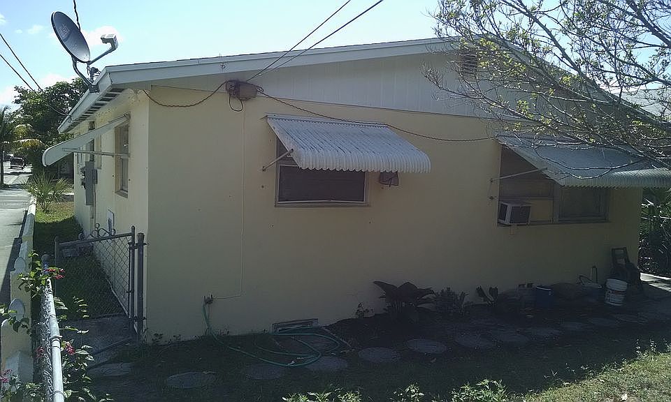 2nd image of 431 N East St