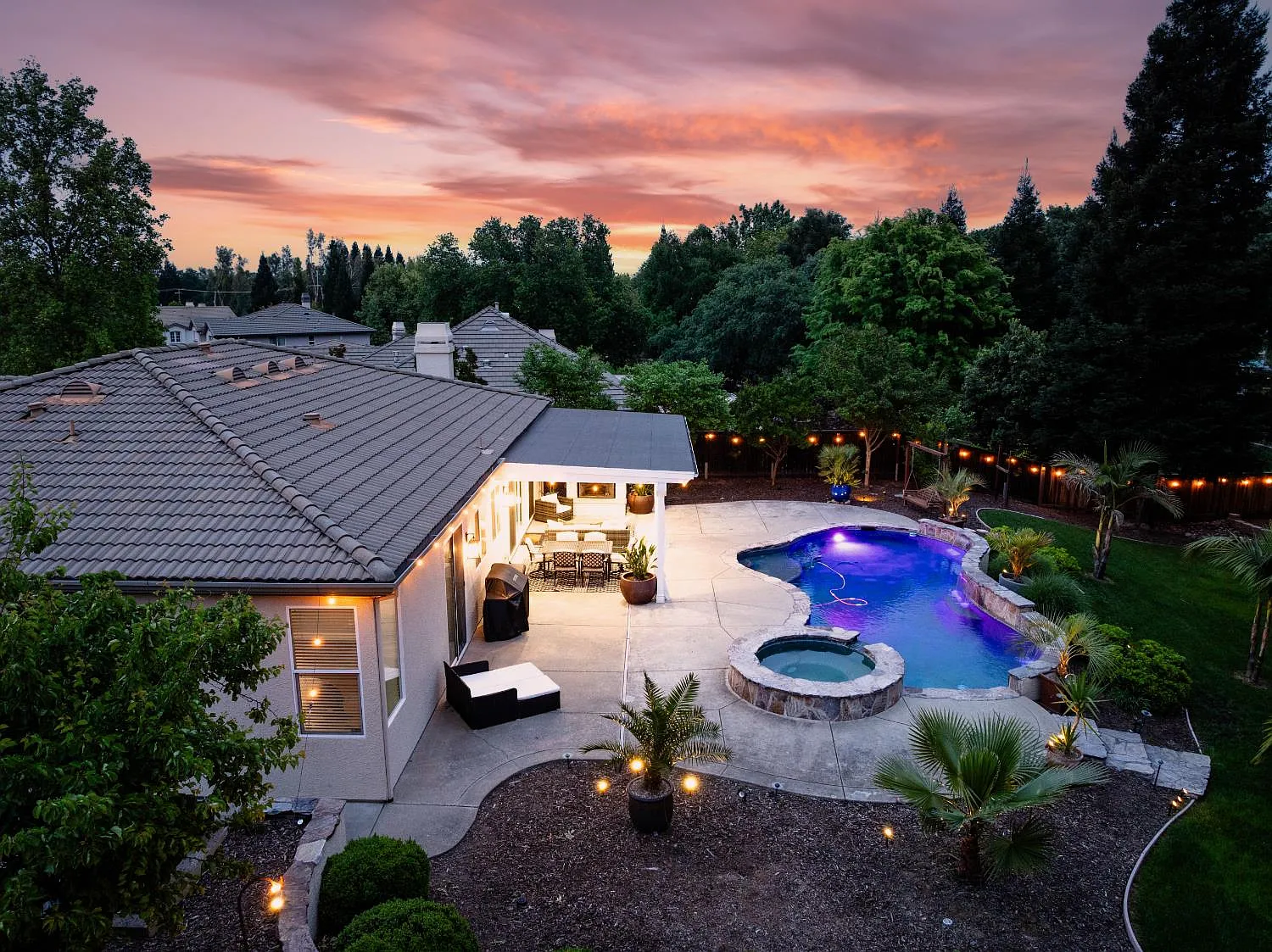 9251 Courtney Way photo 1