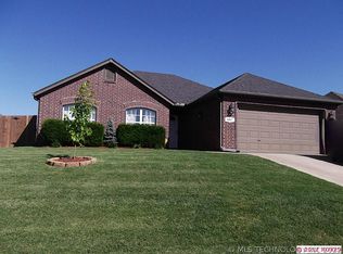 9807 N 100th East Ave, Owasso, OK 74055