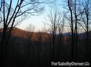 109 Morning Glory Ln, Fairview, NC 28730