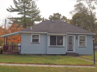 1103 Sunset Ln, Muskegon, MI 49444