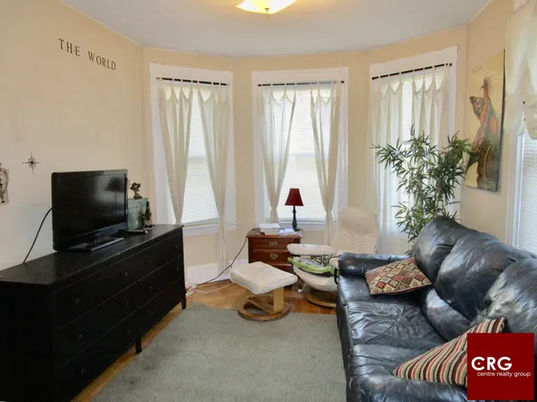 22 John St #1, Newton Center, MA 02459