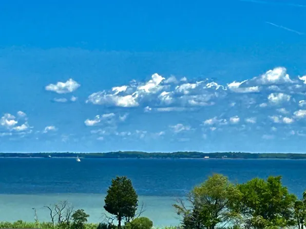 111 Marshgrass Way #43, Chester, MD 21619