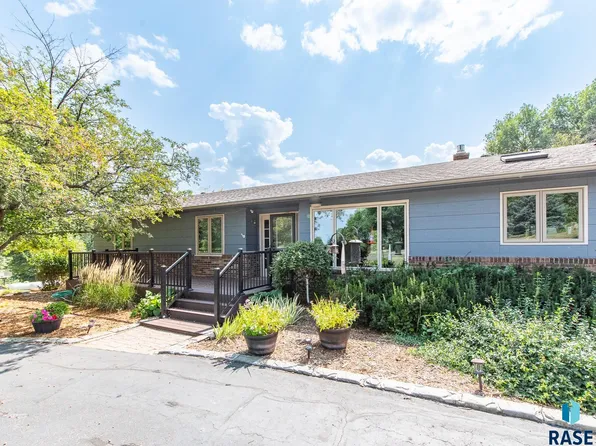 48019 Woodsong Pl, Sioux Falls, SD 57108