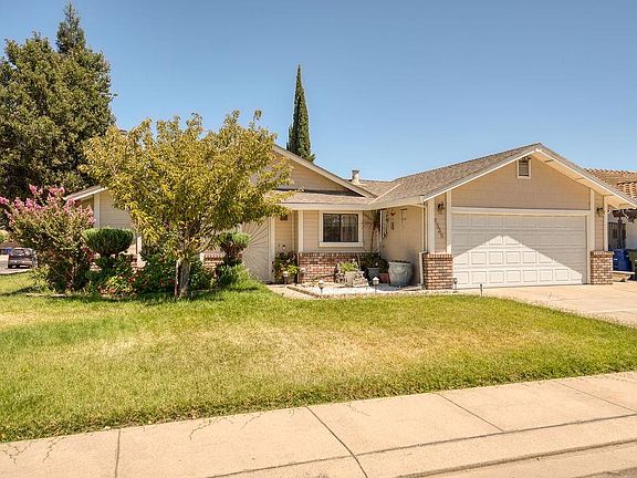 3rd image of 4536 Capewood Dr