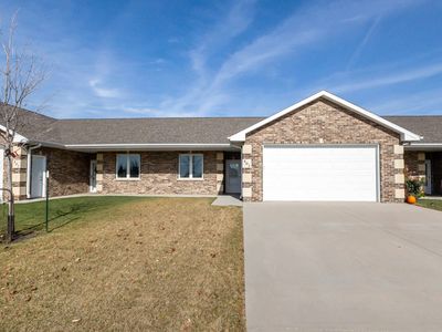 405 3rd Ave SW, Farley, IA, 52046