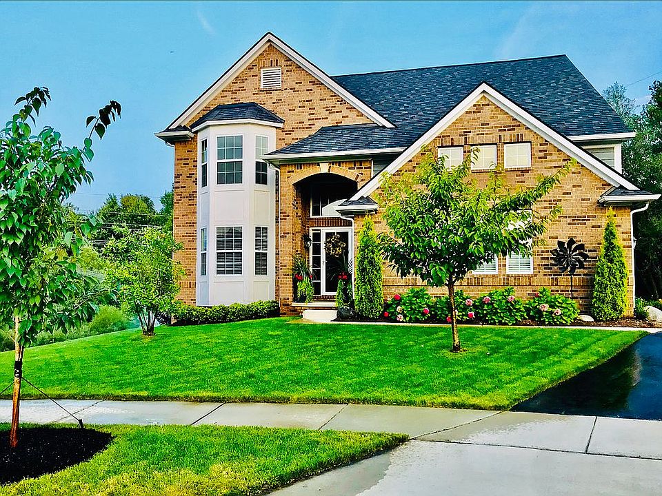 1st image of 7405 S Village Dr