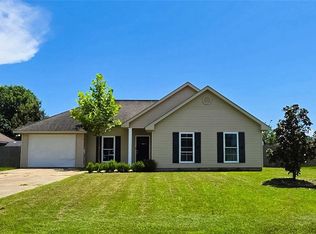 28454 Twilight Dr, Ponchatoula, LA 70454