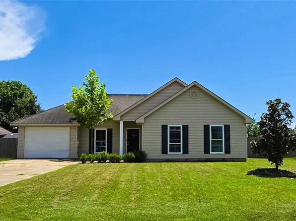 28454 Twilight Dr, Ponchatoula, LA 70454