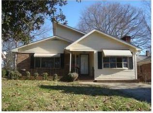 2315 Ansonia St, Winston Salem, NC 27105