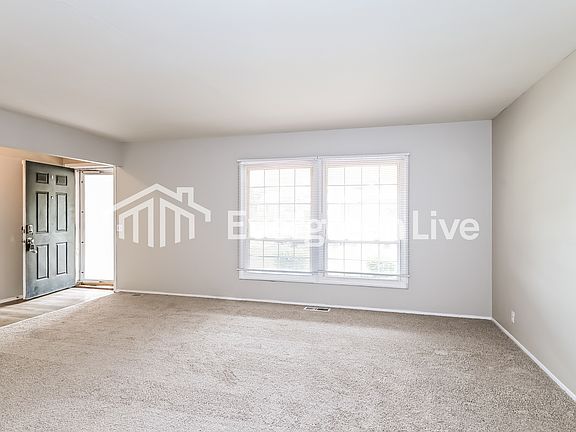 4th image of 3425 Brookshire Dr