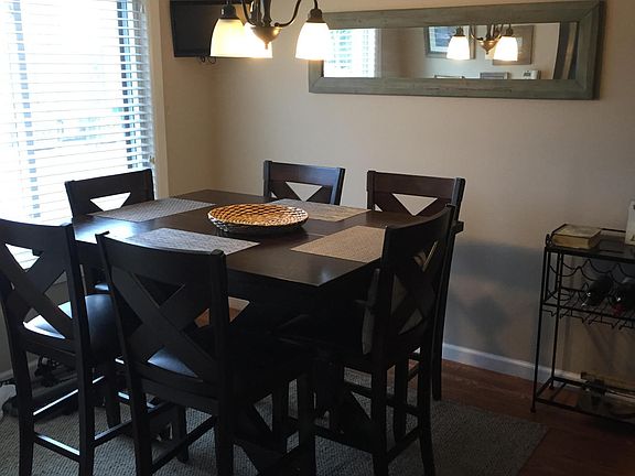 5th image of 623 Laconia Ave APT B