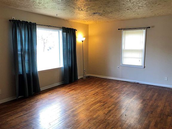 2nd image of 1523 N 2nd St