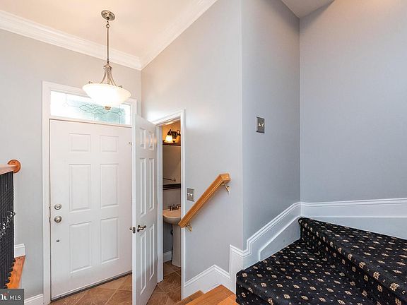 4th image of 2215 Cantley Dr