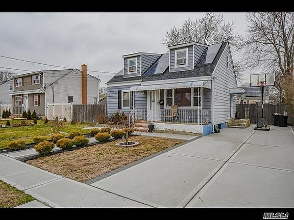 4th image of 413 Ferndale Ct