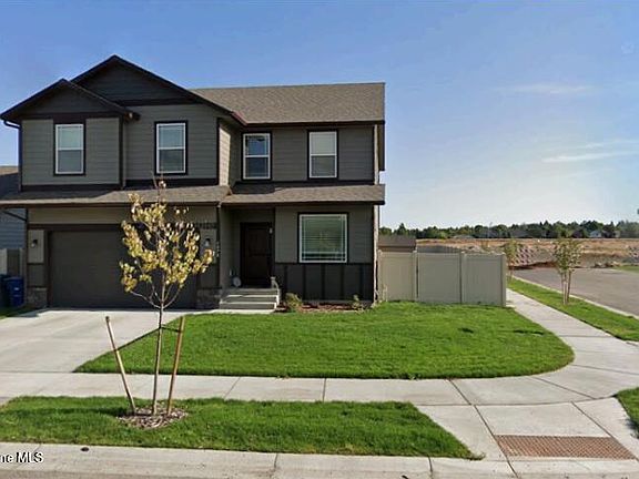 2nd image of 1478 N Wollaston Dr