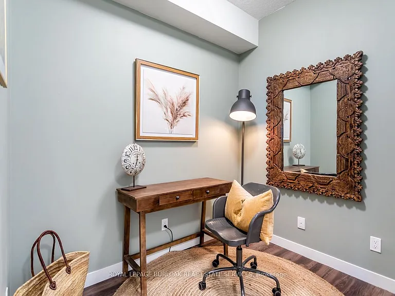 2093 Fairview St #1405 — Photo 17
