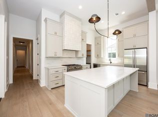 14641 Cottage Bend Dr, Baton Rouge, LA 70820