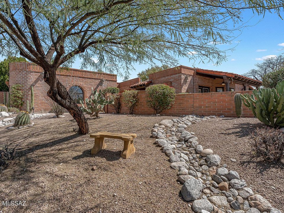 1st image of 4440 N Camino De Carrillo