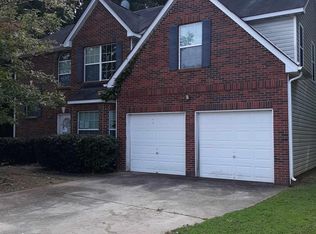 3467 Creekview Dr, Rex, GA 30273