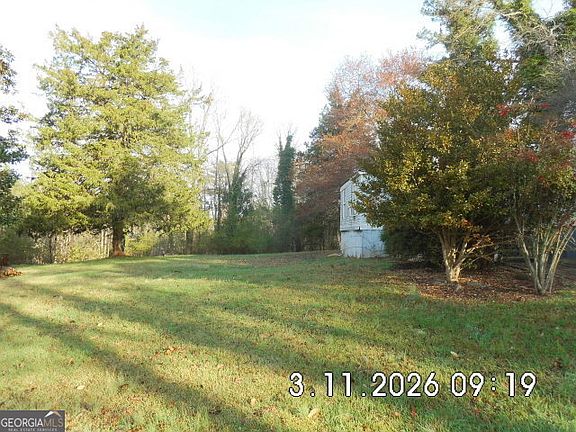 4th image of 877 Paradise Park Rd