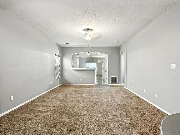 4th image of 11619 Terracita Ln SE