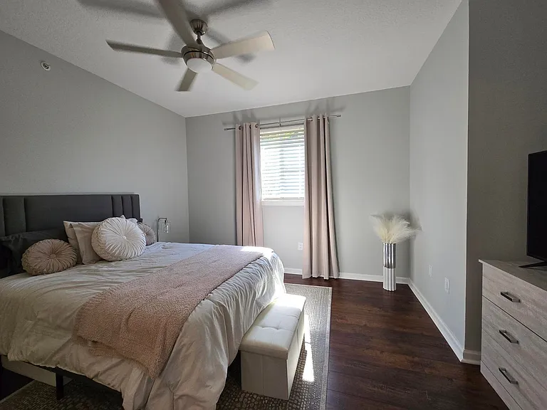 2024 Alta Meadows Ln — Photo 49