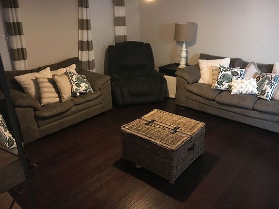 4th image of 115 Jolie Oaks Blvd