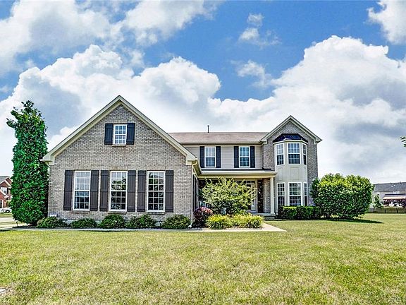 2nd image of 1295 Hunt Club Dr