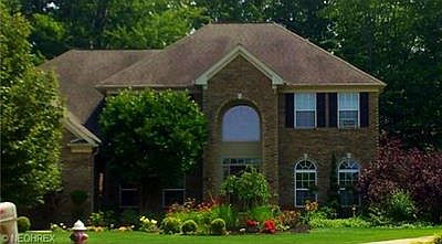 3rd image of 755 Clayton Dr