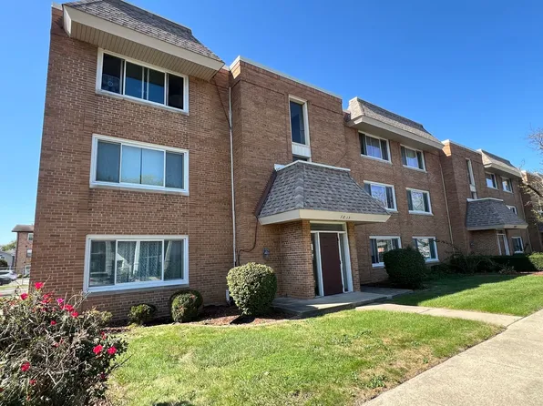 3815 W 123rd St APT 202, Alsip, IL 60803