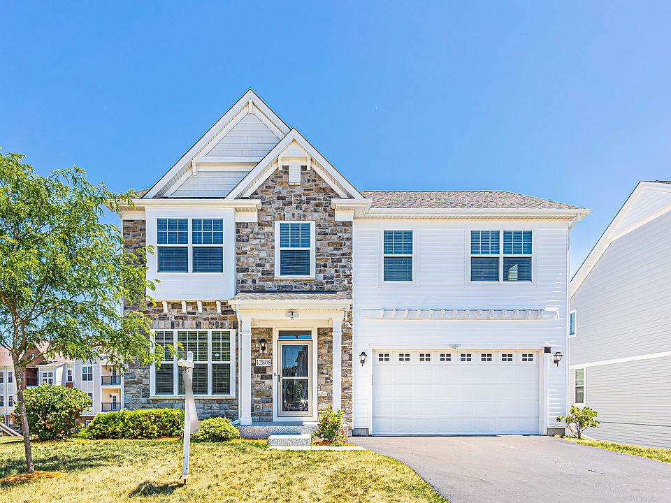 1st image of 12808 Timber Wood Cir