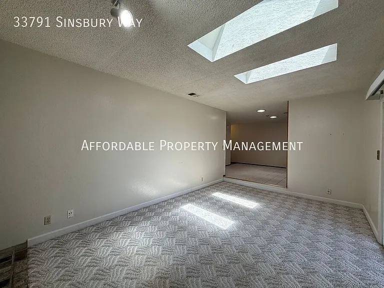33791 Sinsbury Way — Photo 8