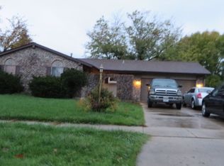 407 E Kendall Dr, Yorkville, IL 60560