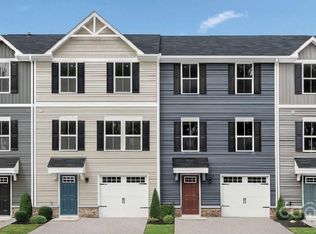 2608 Coretha Ct, Charlotte, NC 28216